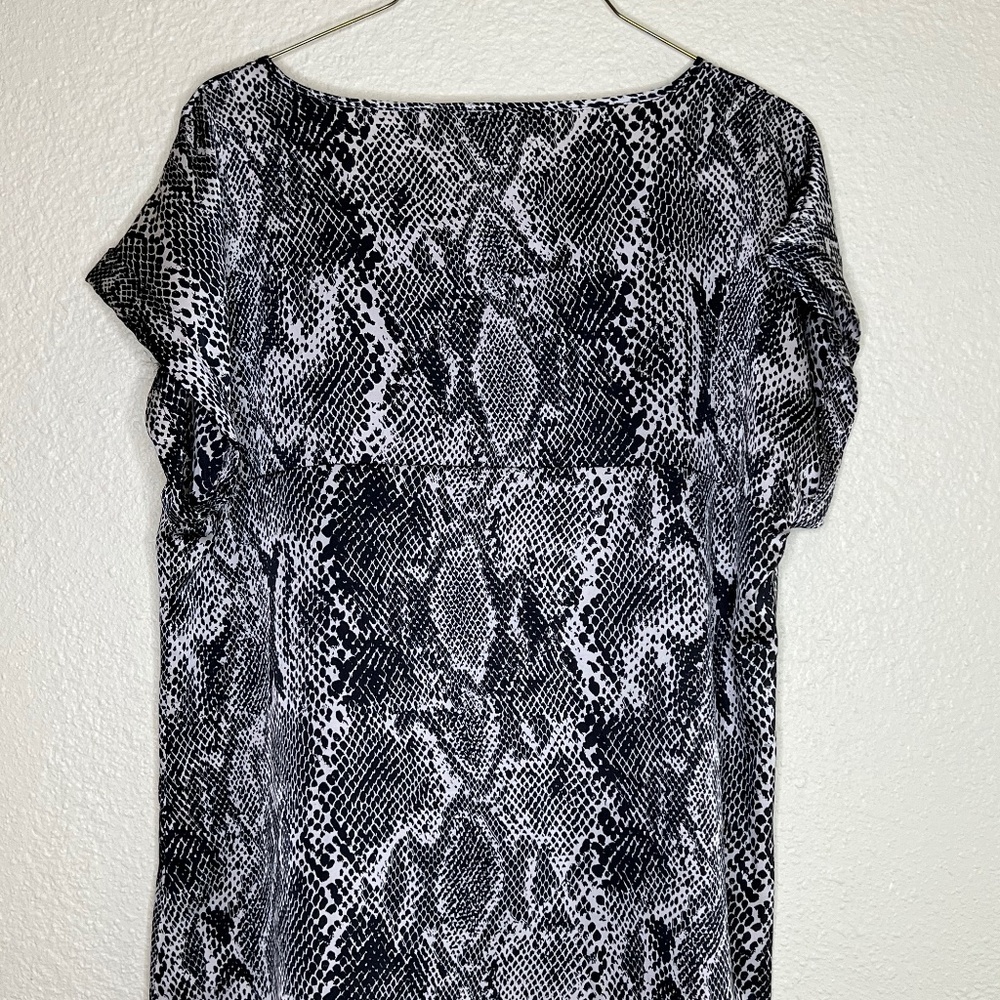 Beautiful Soft Express Blouse Large - Picture 3 of 5